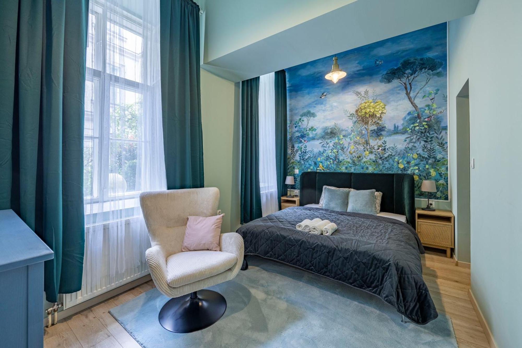 부다페스트 Hidden Gem With Terrace On The Andrassy Fashion Road 아파트 외부 사진